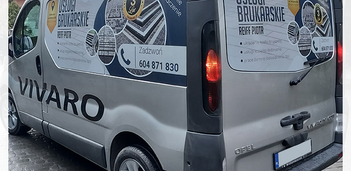 Zobacz jak folia One Way Vision wpływa na reklamę firmy?