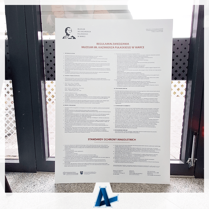 Muzeum Warka - tablica z regulaminem
